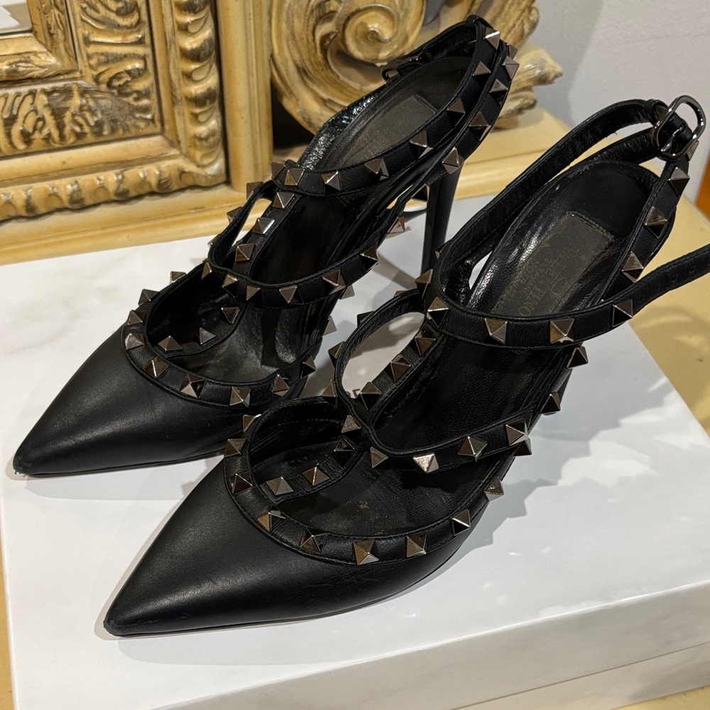 Valentino Garavani Rockstud Ankle Strap Pumps 100MM, Size: 37.5